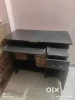 Wood computer Table