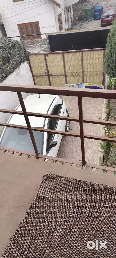 Ground floor for rent