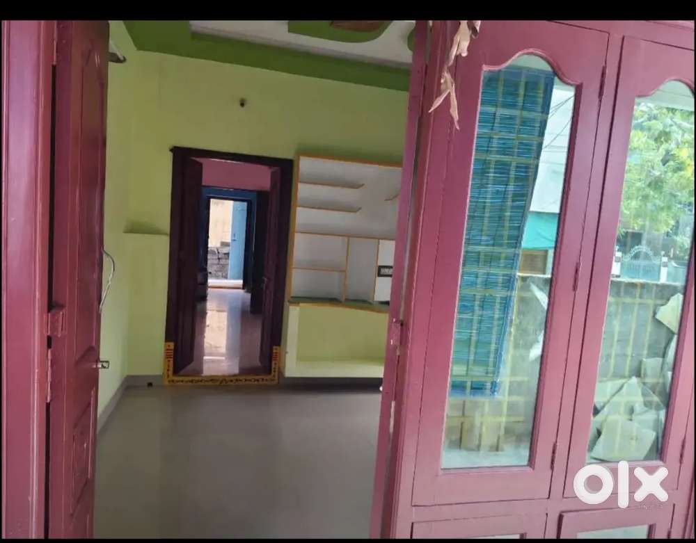 1-BHK available for rent in Sanivarapupeta.