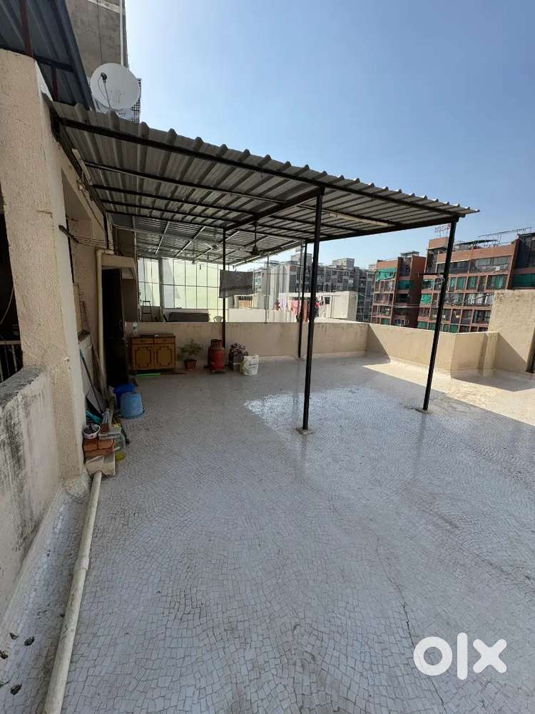 1.2 bhk family and bechlar allow