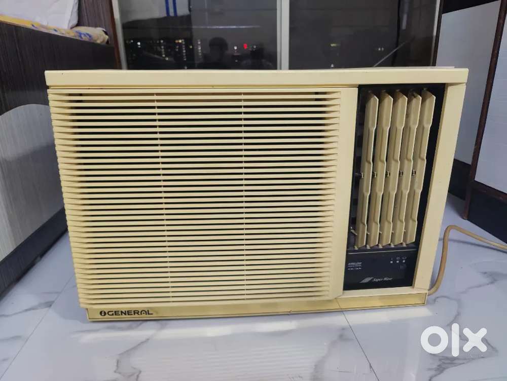 White O General 2 Ton Window Ac