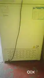 Deep fridge 10 manth old 320Ltr