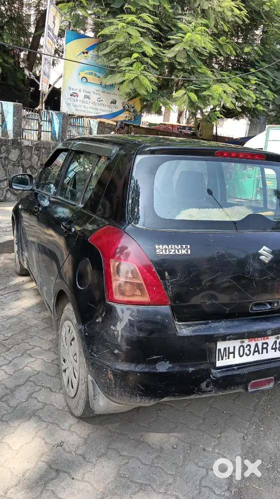 Good condition power stating LCD display reverse camera sound system