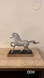 Various decor items