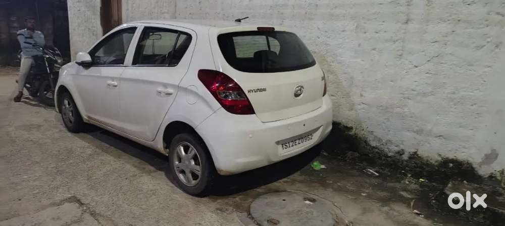 I20 PETROL