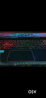 Azuz laptop