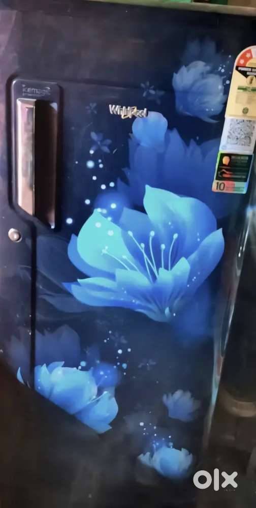 whirlpool single door fridge in good condition