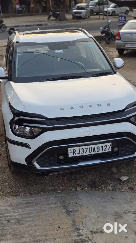 Kia Carens 2024 Petrol 39000 Km Driven