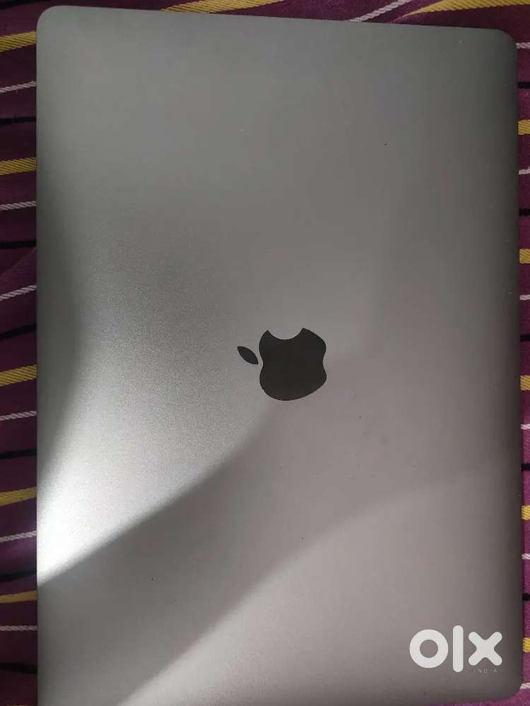 MacBook M1