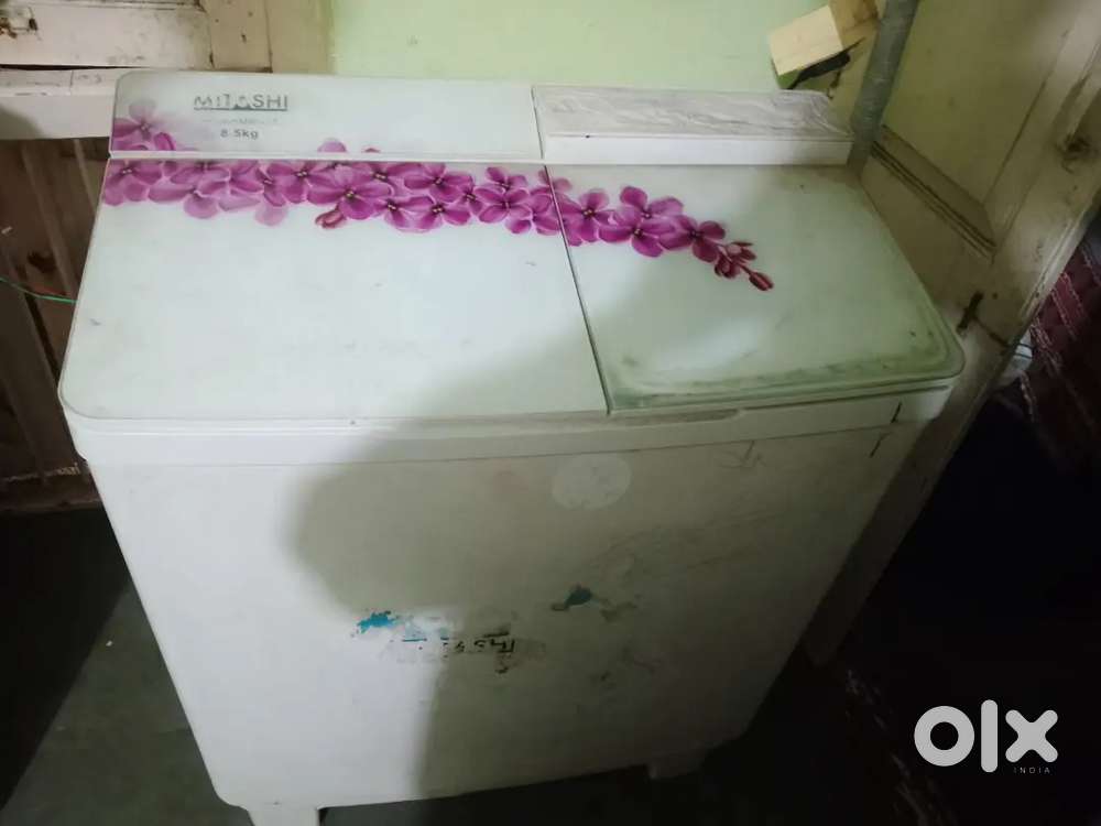 Semi Auto મશીન કમ્પલેટ છે