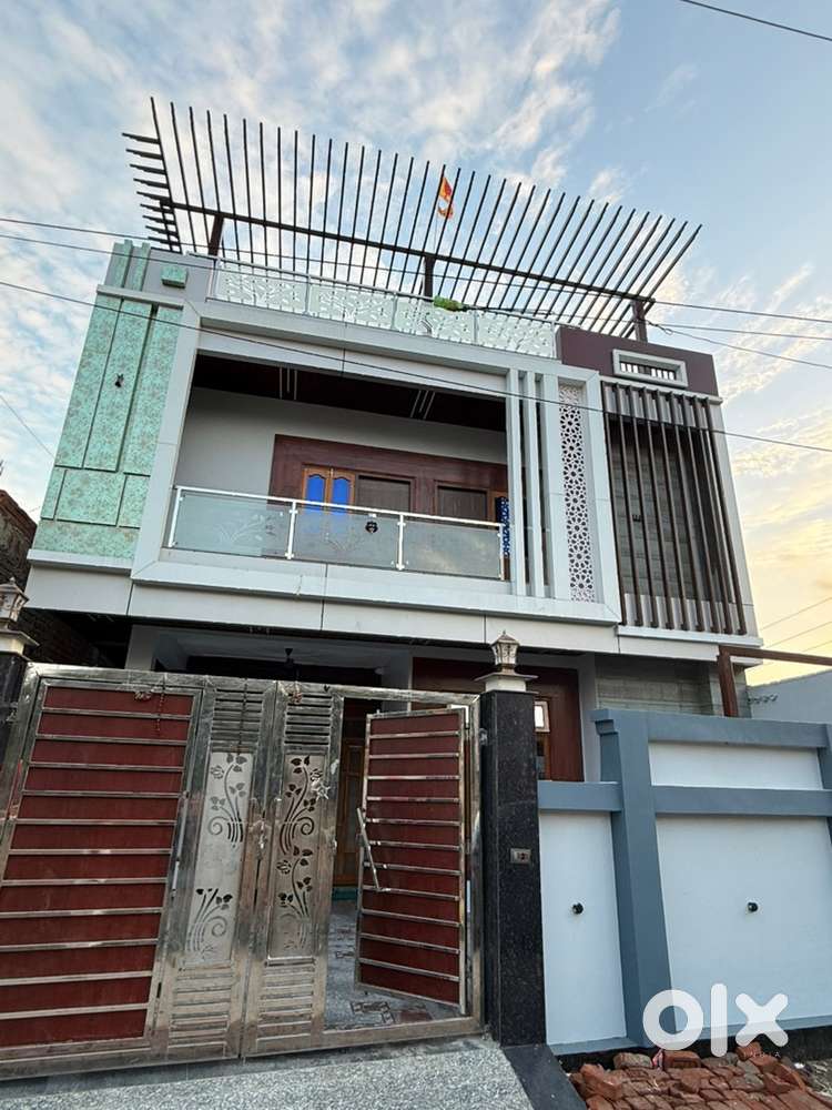 Newly built flats near MMM engineering college . 2bhk large rooms