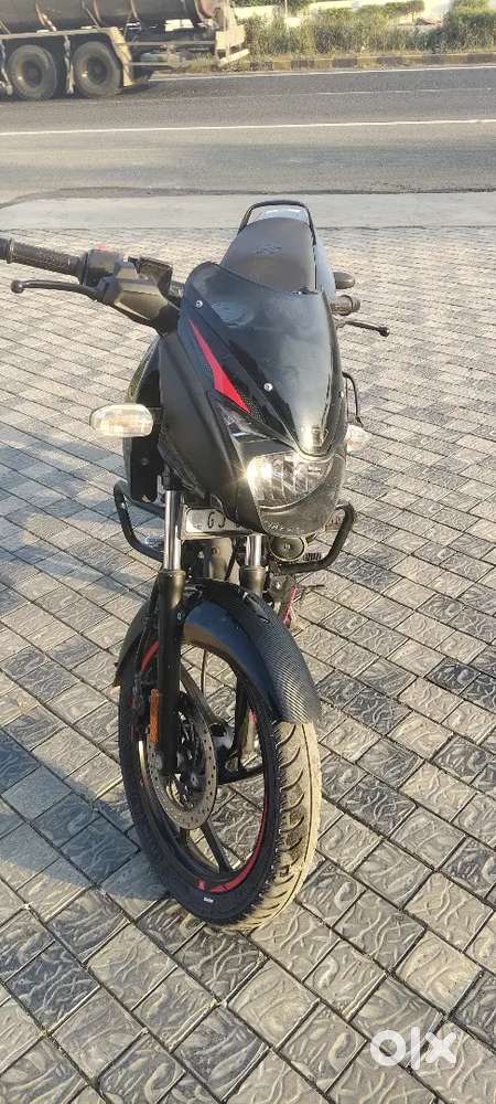 Bajaj Pulsar 125