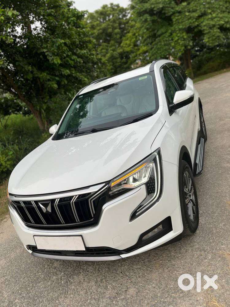 Mahindra XUV700 2.2 AX 7 Diesel AT Str, 2023, Diesel