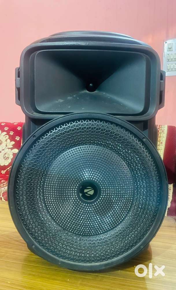 Home theatre trolley specker