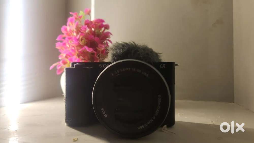 Sony Alpha ZV-E10 IN SALE