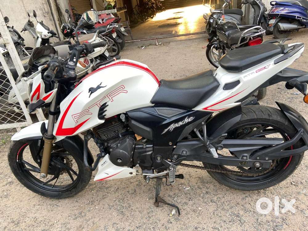 Best condition apache rtr200 very less driven
