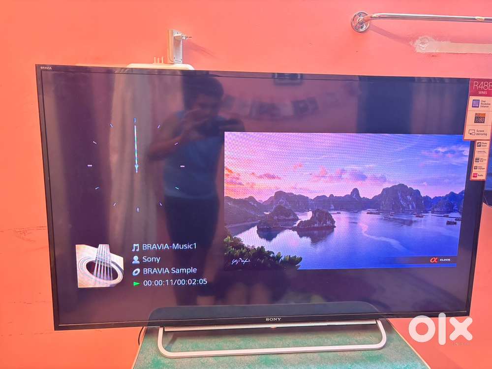 Sony Bravia 48 inches Full HD tv available for sale