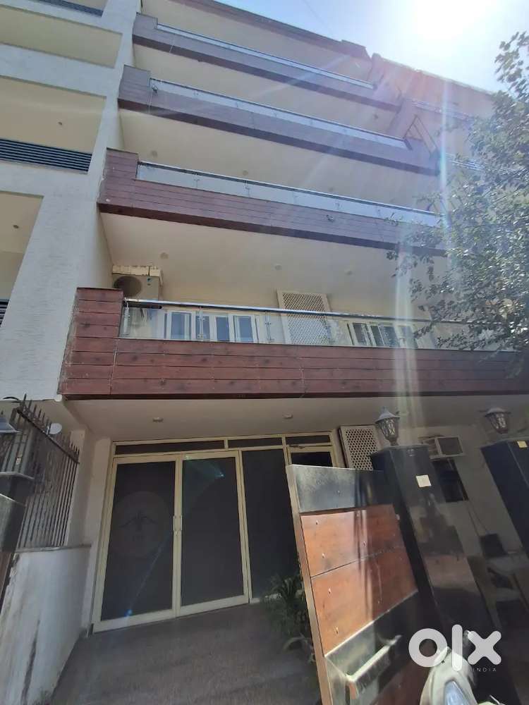Pg [Room for sale]