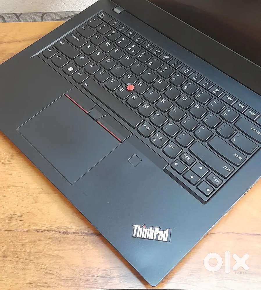 TouchScreen i5 10th Gen, Lenovo L14, 8gb Ram, 256gb m.2 ssd..