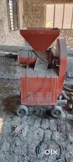 Cow Dung Log Making Machine