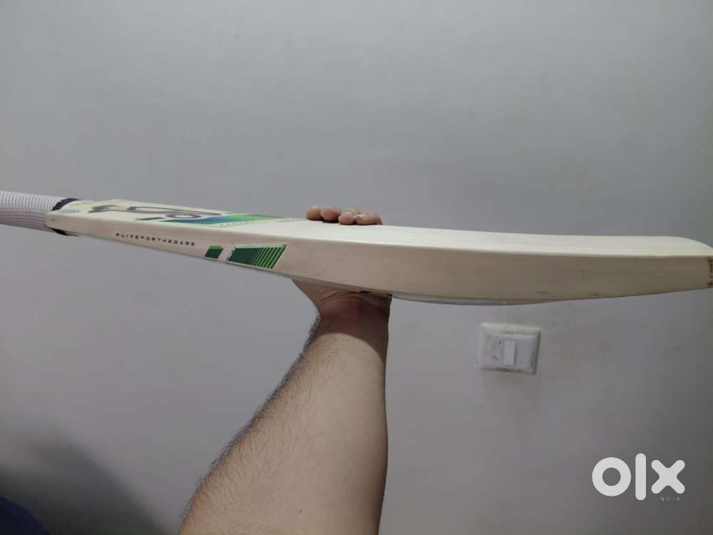 Kookaburra kahuna pro 3.0 english willow bat