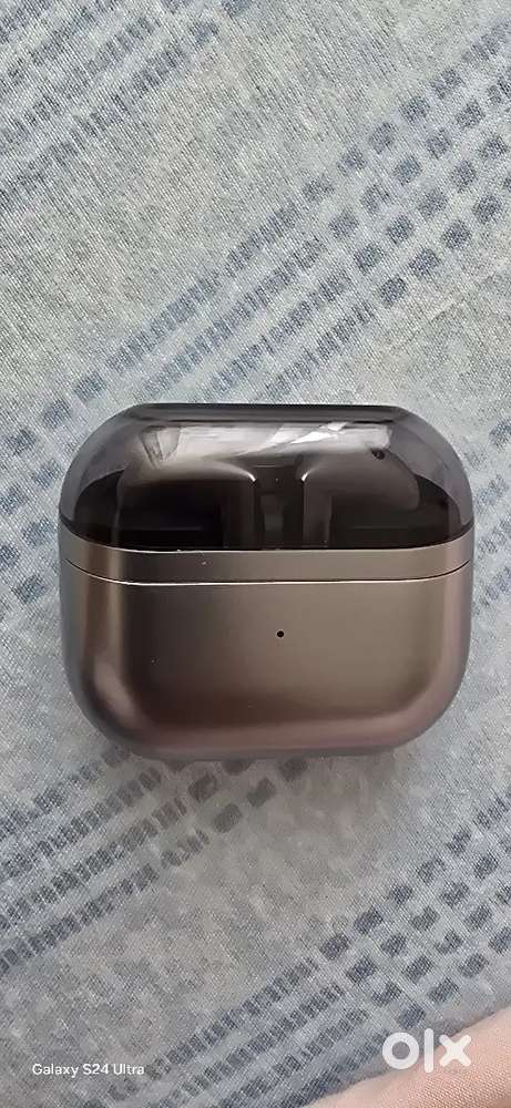Samsung Galaxy Buds 3 – Like New (1 Week Old)