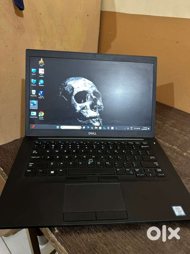 Dell Latitue 7490