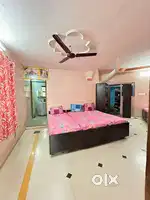 Luxurious pg for girls near by silver oak university.