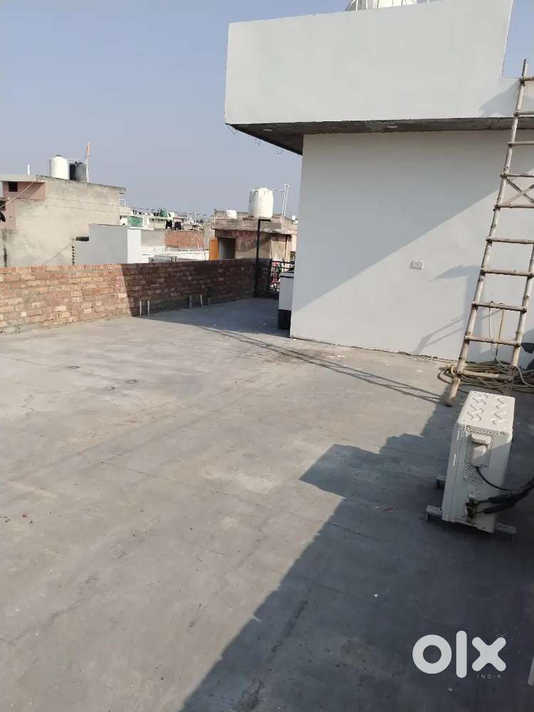 House for rent 1 room with atteched bathroom Mandir kitchen lobby