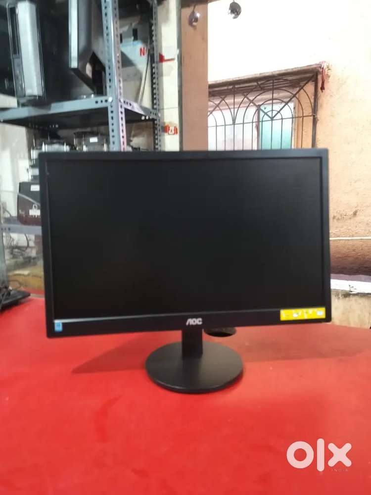 19 inch aoc led monitor perfect working and new looking condition