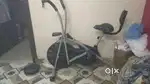 Gym cycle with twister