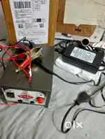 12 volt battery charger for all vehicle
