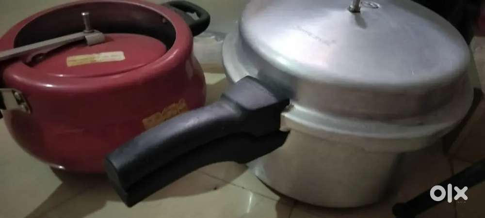 Pressure cooker