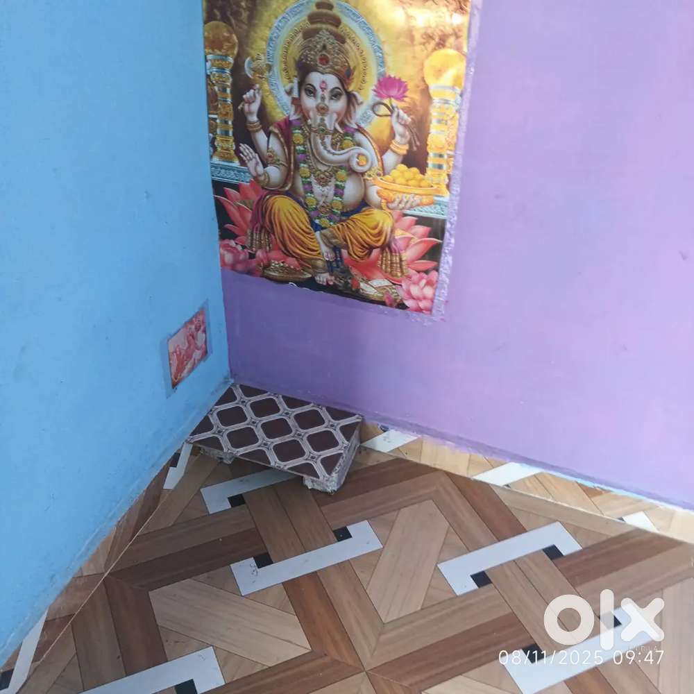 Individual house and one room included kitchan needy persons conctect