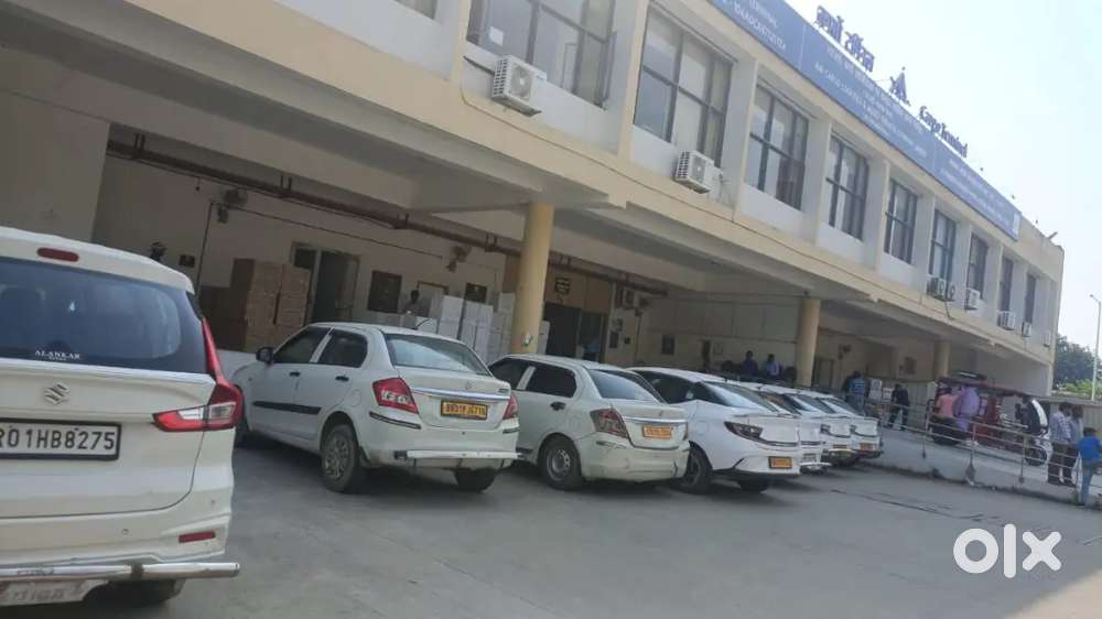 ओला उबर रैपिडो में गाड़ी चलाने के लिए ड्राइवर की जरूरत है