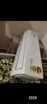 Split AC 1 ton available for sale