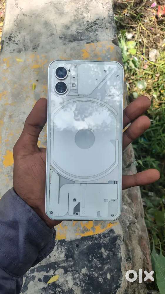 Nothing phone 1 (exchange with iphone)