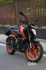 KTM DUKE 200 ABS - 2022 Model - Electronic Orange