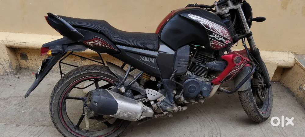 Fz s 2015 model , condition achchi he , bike mai koi bhi kaam nahi he