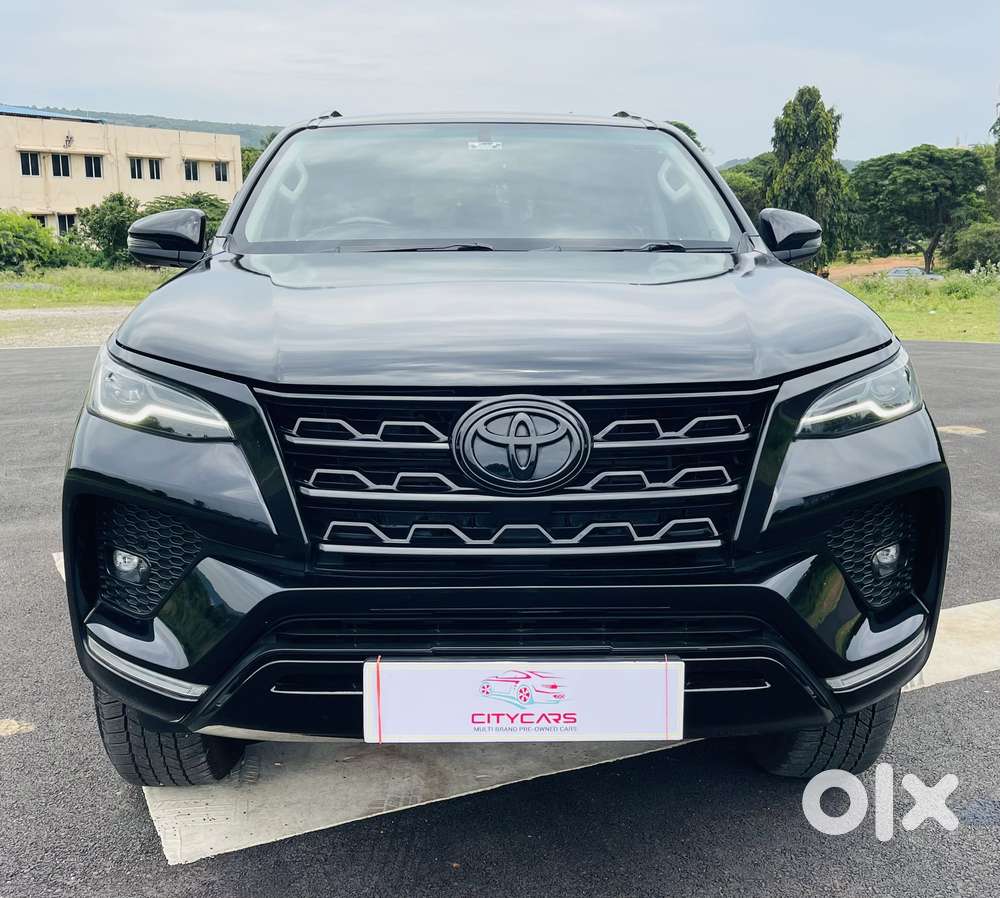 Toyota Fortuner 4X4 MT 2.8 Diesel, 2021, Diesel