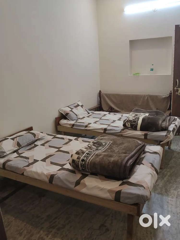 KS GUEST HOUSE AND SATY INN