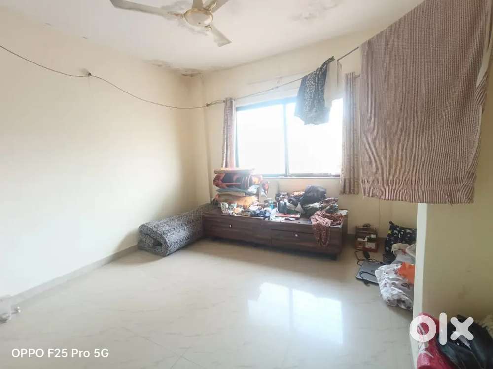 GUNTEWARI 1RK SALE NEW SANGVI KRISHNA CHOWK 2ND FLOOR BALCONY PARKING
