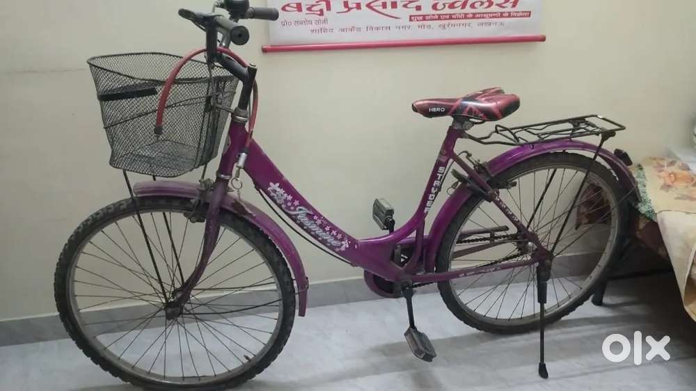 Excellent condition a women / girls cycle for sale
