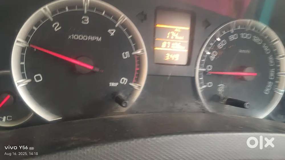 Maruti Suzuki Swift Dzire 2012 Diesel 82000 Km Driven.