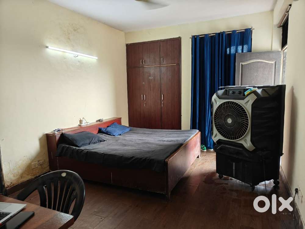 Need a Roommate for 3BHK Flat (Fully Furnished)