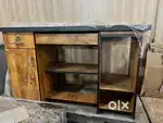 New computer table size 4 by 2