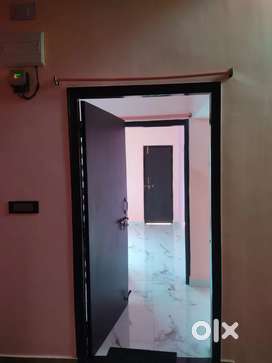 Flat for rent purpose  near by ( mahindra showroom )