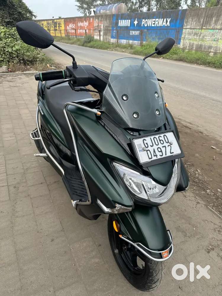 SUZUKI BERGMAN STREET 125