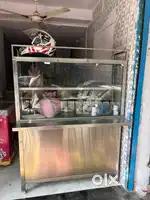 Commercial food display