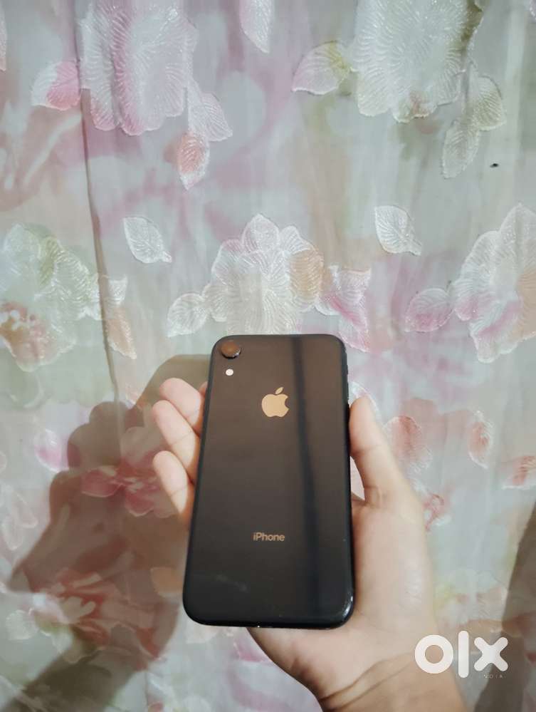 Xr black 128gb urgent sale